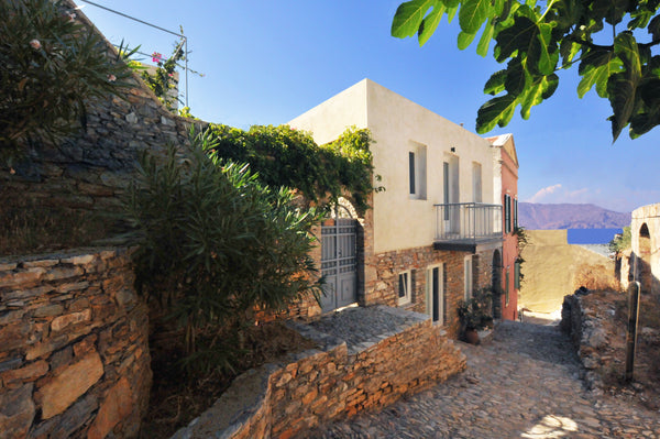 <b>The space</b><br />The property is in the ancient village of Chorio. This par Chiavari, Italy Museo House Balcony Entire villa vacation rental 4412996