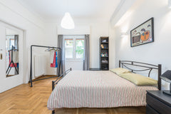 Stay at our minimal, modern flatshare in the heart of Athens.<br />Big, private  Athens, Greece Private room in flatshare (#1) *Kypseli* Private room in rental unit vacation rental 43501418