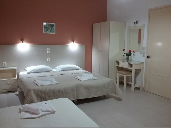 This studio belongs to Ilona Apartments Chania hotel and it's located 2km away f  Ilona studio with city view for 3 people Room in aparthotel vacation rental 33258567