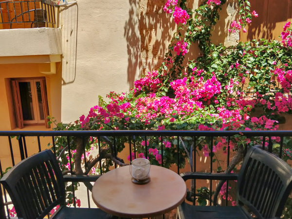 A bright double studio, with a colourful balcony, overlooking a small alley in t Chania, Greece Poppy, a charming studio in Chania old town Entire serviced apartment vacation rental 45228993