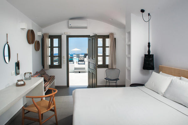 Offering an outdoor pool with panoramic views of the sea, Amity Suites - Adults   Amity Junior Suite Private room in bed and breakfast vacation rental 44171468