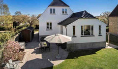 Villaen har et stort flot samlingsrum i stueetagen og soveværelser med eget toil Copenhagen, Denmark Beautiful villa close to Copenhagen and the beach Entire villa vacation rental 53159895
