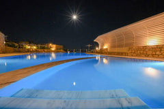 Unsere Maisonette Ferienwohnung bietet Blick auf den Pool und den Garten und ein Crete, Greece Maisonette Panorama Meerblick 5 Pers. Entire rental unit vacation rental 47192166