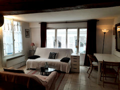Bright, little apartment offers calm and convenience in the historical part of P Paris, France Charmant petit appartement, centre Paris, Panthéon Entire rental unit vacation rental 20131233