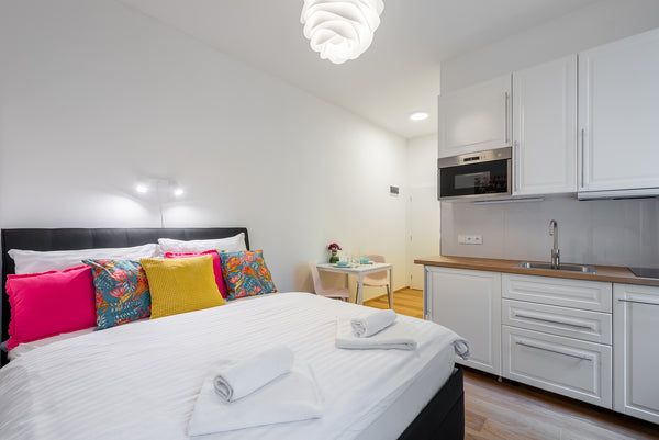 Wonderful opportunity to stay in our lovely centrally located apartment. Daisy A  Daisy Apartment Entire rental unit vacation rental 35528324