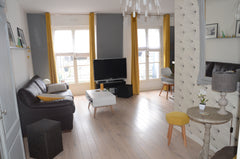 Lovely family through apartment at the last floor, with 2 balcony Paris, France Last floor apartment in Paris Entire rental unit vacation rental 9611626
