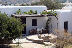 This renovated studio combine the traditional architecture with modern facilitie  Traditional Cycladic Studio (deluxe) Cycladic home vacation rental 41995375