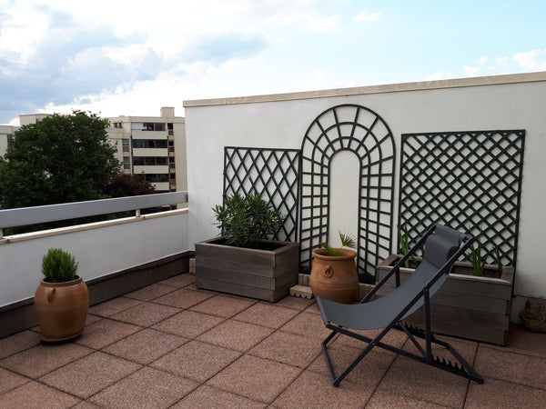 Appartement au 4ème et dernier étage d'une résidence sécurisée à 5min à pieds du Bordeaux, France Appartement chaleureux proche centre ville+parking Entire condo vacation rental 25942223