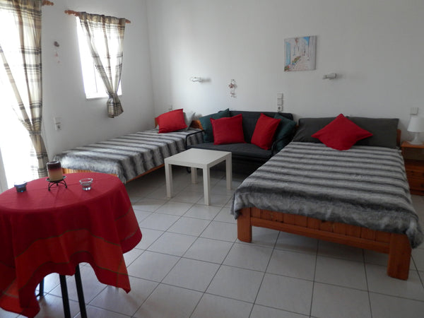 A new and very cosy flat ,  with nice sea and mountain view in one of the most h Pitsidia, Greece Αreti's house nearby Matala Entire rental unit vacation rental 31348697