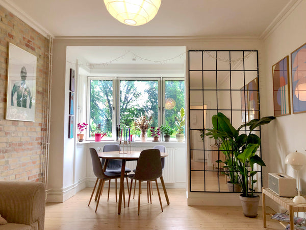 Skøn og lys to-værelses lejlighed, som er ideel til parret, singlen eller venner Copenhagen, Denmark Lys lejlighed på rolig vej i det pulserende NV Entire condo vacation rental 671500614012270550