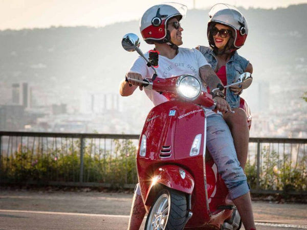 Newly refurbished rooms are now available,  complimentary Wi-Fi, luxury white co Vienna, Austria COLONY Apartment Saloon incl. free Vespa LX50 Entire rental unit vacation rental 40201665