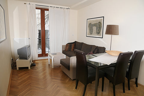 <b>The space</b><br />Eine wunderbare Wohnung im Stadtzentrum, ca 2 Minuten zu F Prague, Czechia Wohnung im Stadtzentrum für 4 Leute Entire rental unit vacation rental 862300