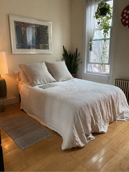 Very cozy room in the heart of Greenpoint.<br />Spacious and sun filled, the roo New York, United States Rental unit in Brooklyn · ★5.0 · 1 bedroom · 1 bed · 1 shared bath Private room in rental unit vacation rental 882449298883136744