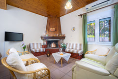 Taxiarchis Home is a charming 3-bedroom ground floor house with traditional char Chania, Greece Taxiarchis Home, 3 BD, 1 BA, 300m from sandy beach Entire home vacation rental 42992827