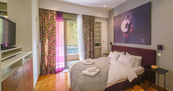 Located on the first floor on the front side of a 3st. building with balcony and Athens, Greece Little gem in the historical  center of Athens Entire condo vacation rental 596760950132260119