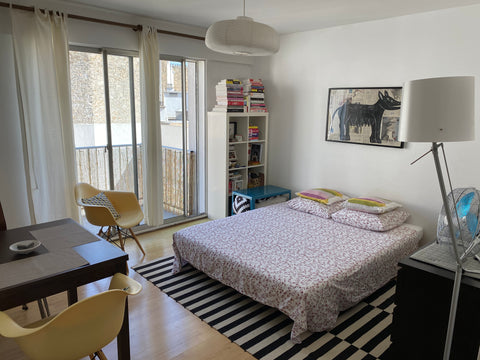 * I only host women or couples<br /><br /><b>The space</b><br />I offer you a br Paris, France b&b near Bastille room 18m2 Private room in rental unit vacation rental 1266277