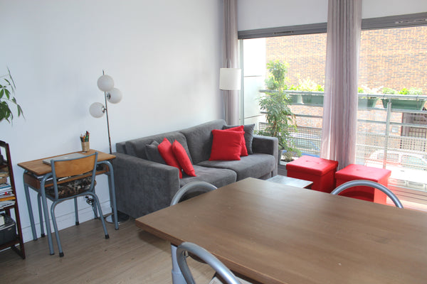 Beau 2-pièces contemporain, 4 couchages : 1 chambre + 1 canapé convertible (mate Paris, France Beau 2-pièces contemporain pour 4 Entire rental unit vacation rental 4536374