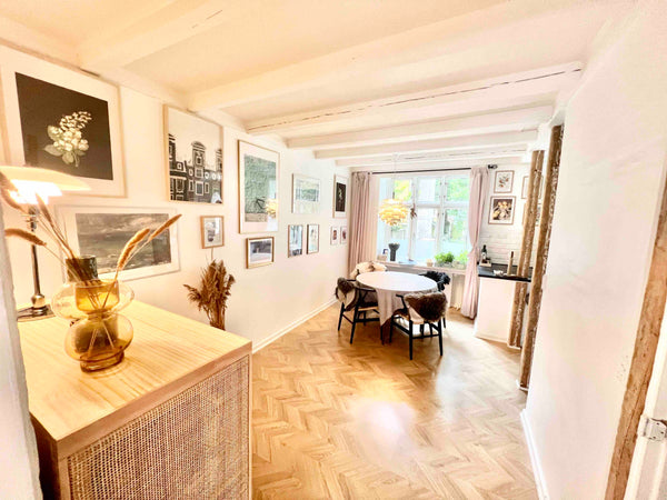 The area is very quiet, and 5 minutes walk to the royal garden, 2 minutes walk f Copenhagen, Denmark Spacious apartment in the heart of Copenhagen Entire condo vacation rental 51238922