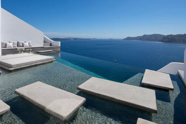 The ultimate expression of barefoot luxury!<br /><br />Sense the ultimate feelin Oia, Greece Echoes Suites | Grand Suite with infinity pool Room in boutique hotel vacation rental 30195109