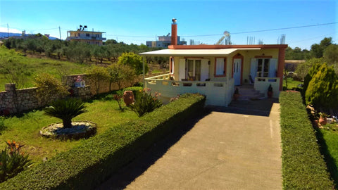 A welcoming and warm place ideal for large families and friends.<br />It is an i Greece Pazinos/Neveli Cottage Entire cottage vacation rental 24557802