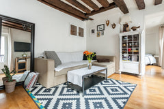 Our comfortable, cosy and light 2 rooms apartment of 45m2 in the very central Pa Paris, France Cosy appartment in Le Marais Entire rental unit vacation rental 2535514