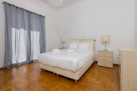 An elegant, spacious apartment with a specially designed space to work!<br /><br Athens, Greece Folegandros apartment with workplace Entire condo vacation rental 579492404460724720