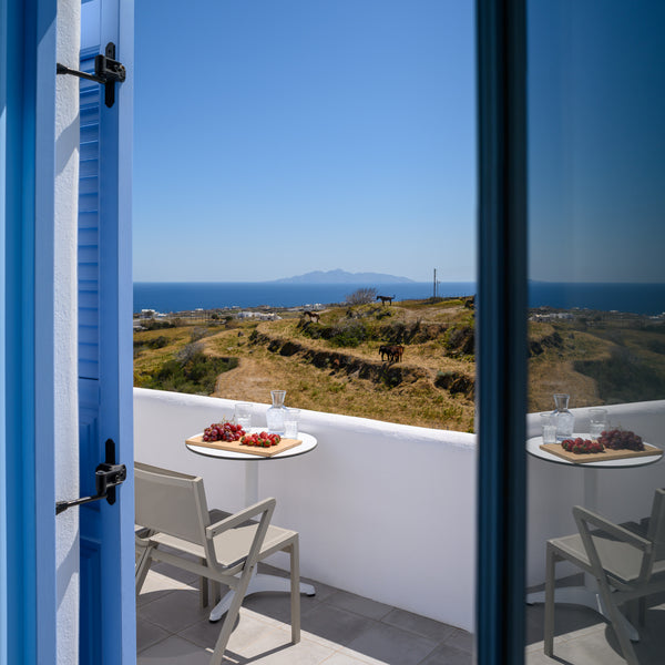 A ravishing villa with cycladic architecture and modern touches that can accomod  Este Premier Two Bedroom Villa Private room in bed and breakfast vacation rental 48098239