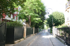 Paris XVII - Studio indépendant dans une maison bourgeoise 19ème située dans une  Paris XVII studio de 26m² Entire rental unit vacation rental 18219871