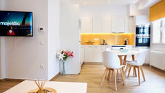 Feel like home in this modern and cozy 60 sq. m. apartment in Athens, Located ne Athens, Greece 🧡Warm & Spacious Apt in Athens Entire rental unit vacation rental 24859546