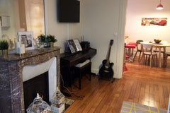 Perfect for a romantic Christmas in Paris.<br />Ground floor on a quiet courtyar Paris, France Lovely and quiet flat near Rue Mouffetard Entire rental unit vacation rental 21733538