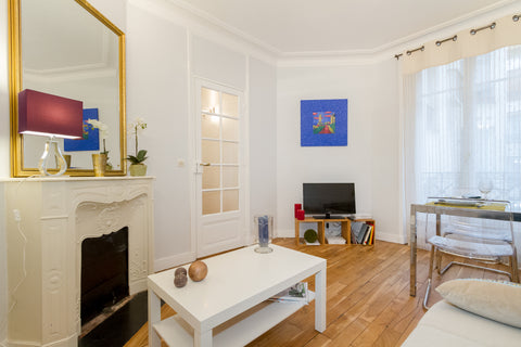 Appartement de 40 m2 pour 4 personnes dans le 15ème arrondissement,Rive Gauche,c Paris, France Appartement de Charme refait à neuf- SAFE & CLEAN Entire rental unit vacation rental 5121147
