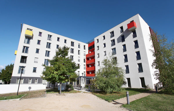 Located a 5-minute walk from Laennec metro station and near the Part-Dieu railwa  Studio à 5 Mins du Métro | Wi-Fi GRATUIT Entire serviced apartment vacation rental 42397569