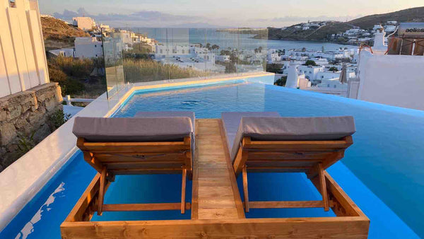 5 Min walk to Ornos Beach and 10 Min drive to Mykonos Town<br /><br />Stunning t  Infinity Private Pool 500m from Beach & MykonoTown Entire home vacation rental 41872157