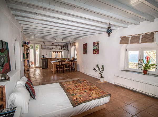 A large open plan studio apartment with amazing sea views to Tinos island and th Mikonos, Greece Lilly's seaview apartment - above Mykonos town Entire guest suite vacation rental 44497260