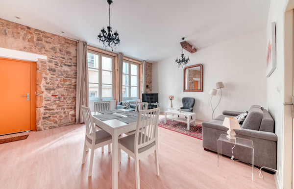 Set in the heart of the historical district of Old Lyon. The amazing apartment i  GuestReady - Rustic Charm in the Heart of Vieux Entire rental unit vacation rental 696014986258941634
