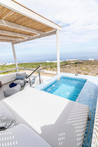 A wonderfull two bedroom villa located in Imerovigli offering breathtaking views  Salvatore Villas - Two Bedroom Villa Dome vacation rental 53734217