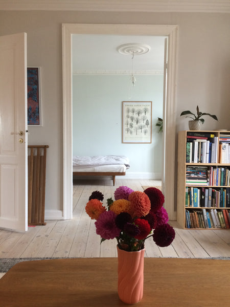 Spacious and brightly lit 75 m2 apartment in the vibrant neighborhood of Nordves Copenhagen, Denmark Beautiful, spacious apt w balcony on quiet street Entire rental unit vacation rental 35728949