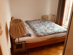 Diese gemütliche Wohnung ist schlicht eingerichtet und bietet die perfekte Unter Vienna, Austria Apartment in Meidling Entire rental unit vacation rental 30197667