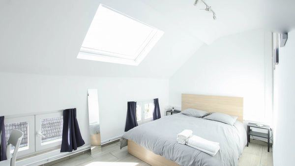 Cosy and equipped room on the third floor of a typical Belgian guest-house desig  ☆Cosy & luminous bedroom next to the City Center☆ Private room in home vacation rental 39375235