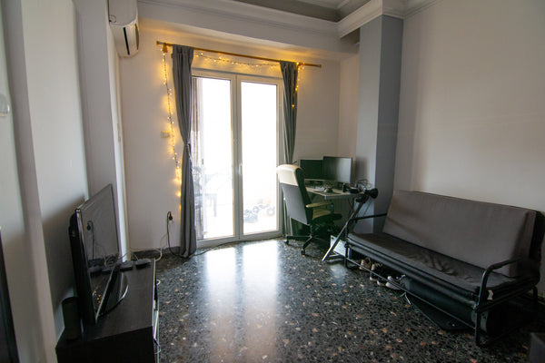 Cozy 40 squared meters appartment in the centre of the city, 20 minutes walk fro GR Cozy minimal appartment in pagrati Entire condo vacation rental 53657884