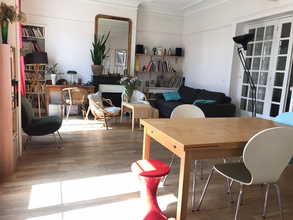 Charmant appartement de 63m2 dans un immeuble haussmannien face au parc des Butt Paris, France Charmant appartement face aux Buttes Chaumont Entire rental unit vacation rental 28992309