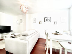 Perfect location by the EU DISTRICT !!<br /><br />400m from the Place du Luxembo  ❀ Spacious & cosy 4P apt EU DISTRICT with GARDEN ❀ Entire rental unit vacation rental 52121044