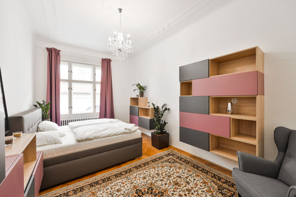 Our beautiful 3-bedroom apartment is located in a fully renovated beautiful buil Prague, Czechia Modern 3-bedroom OLD TOWN SQUARE Apartment Entire serviced apartment vacation rental 22417919