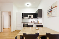 Entspann dich in dieser besonderen und ruhigen Unterkunft.<br />Sie eignet sich   W70/32- Deluxe Apartment - Creme Torte Entire rental unit vacation rental 619983612114230812