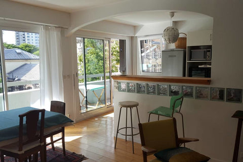 Appartement avec un grand balcon et vue sur la Tour Eiffel dans le 15ème arrondi Paris, France Joie Paris St Charles/Tour Eiffel Entire rental unit vacation rental 18867183