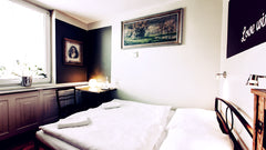 Private room for 1 or 2 people. This cosy room contains one small double bed.<br  Single/Double Room with Private Bathroom Private room in hostel vacation rental 42734010