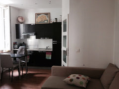 Situated in a living but quiet neighbourhood, this comfortable flat is only a co Paris, France Your Cosy Apartment in Paris Entire rental unit vacation rental 12606347