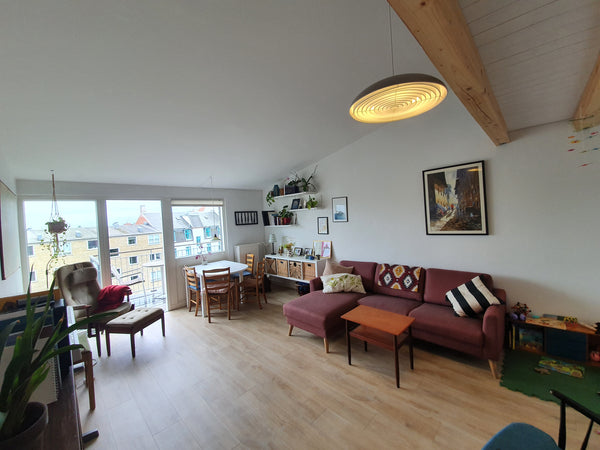 Vores dejlige hjem i Vanløse, København, er en stor 2-værelses lejlighed. <br />  Stor ny-renoveret 2-værelses lejlighed inkl. altan Entire condo vacation rental 31713298