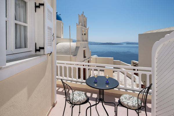 Once entering the stunning village of Oia ,you realize why this location is cate  Flora`s House Entire home vacation rental 17899088