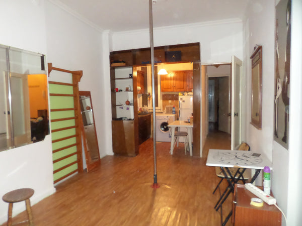 The flat is located at the city center, a 10 minute walk from the famous Galeriu Thessaloniki, Greece Lovely flat in the heart of Thessaloniki Private room in rental unit vacation rental 17841955